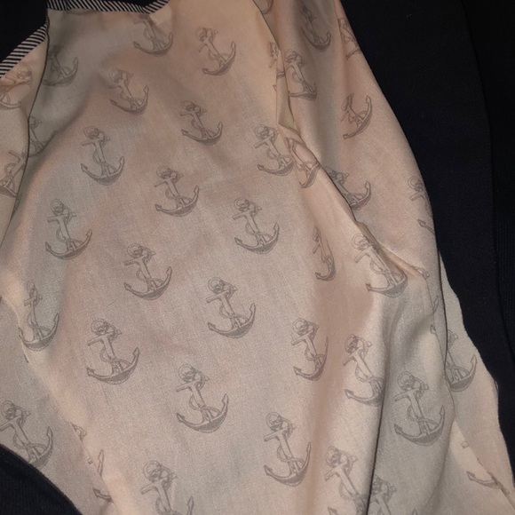 SOLD- Stunning blazer - Picture 4 of 9